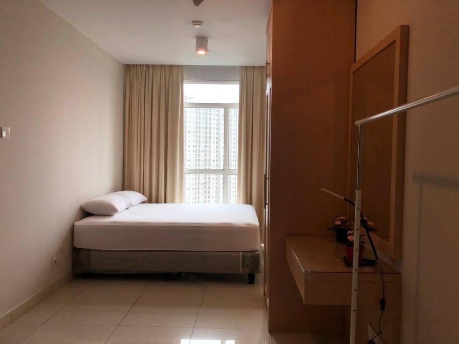 Central Park Residences Jakarta Exterior foto
