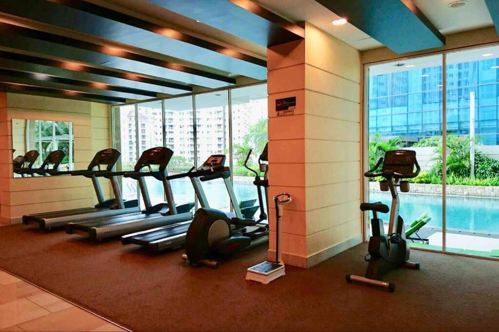 Central Park Residences Jakarta Exterior foto