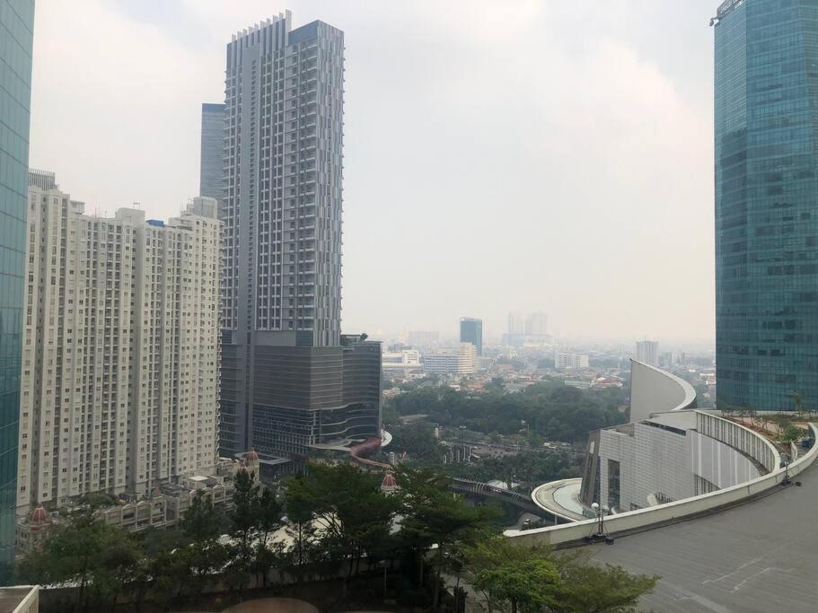 Central Park Residences Jakarta Exterior foto