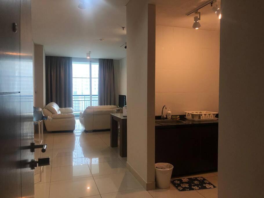 Central Park Residences Jakarta Exterior foto